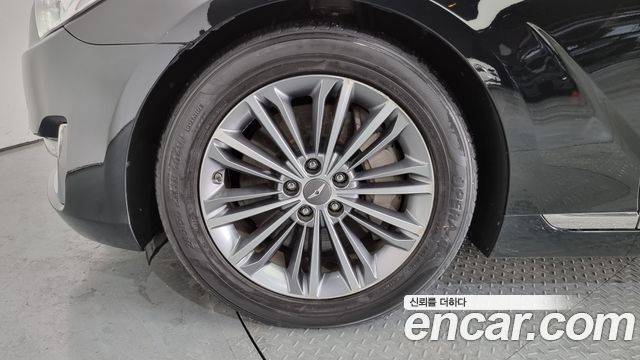 Genesis EQ900 2016 — photo 5