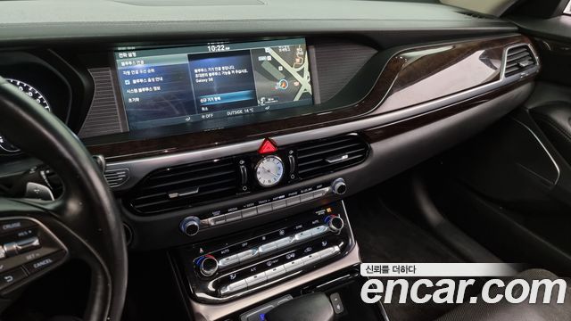 Genesis EQ900 2016 — photo 14