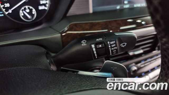 Genesis EQ900 2016 — photo 17