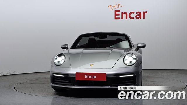 Porsche 911 2020 — photo 3