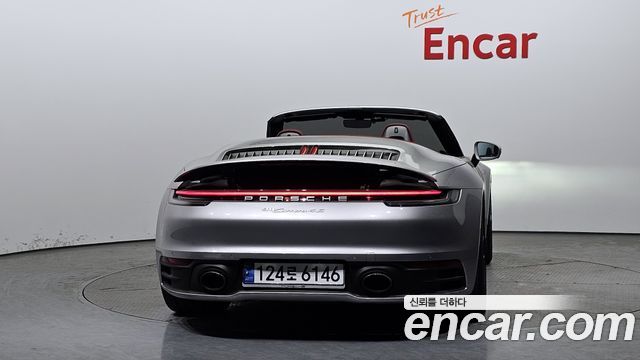 Porsche 911 2020 — photo 4