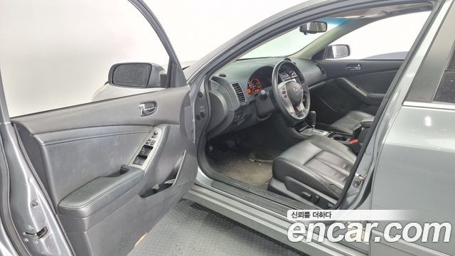 Nissan Altima 2009 — photo 11