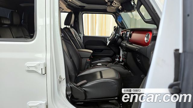 Jeep Gladiator 2021 — photo 11