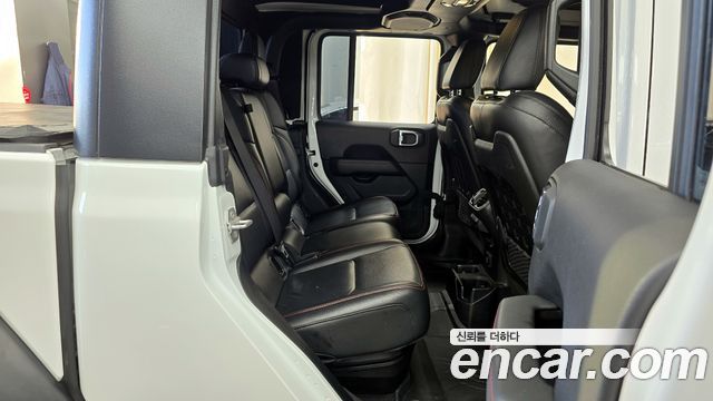 Jeep Gladiator 2021 — photo 12