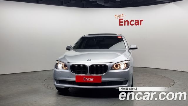 BMW 7-Series 2011 — photo 3