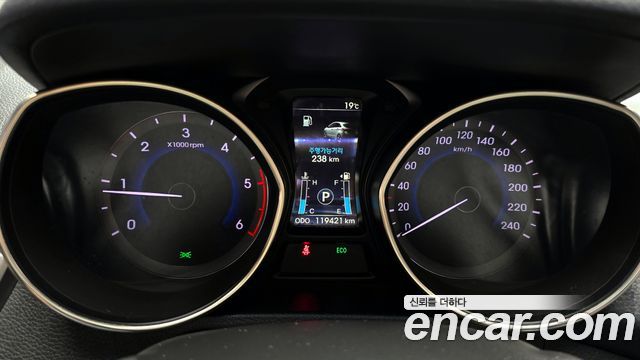 Hyundai i30 2012 — photo 8