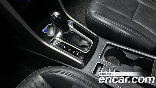 Hyundai i30 2012 — photo 9