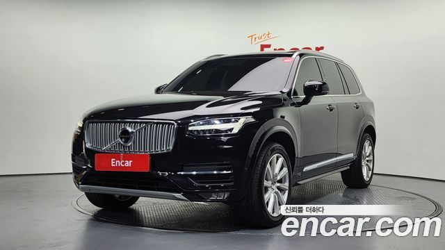 Volvo XC90 2017 — photo 1