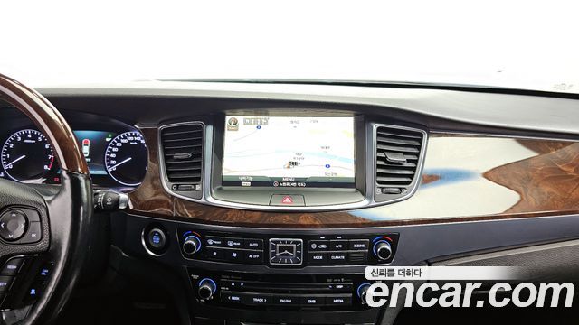 Hyundai Equus 2013 — photo 16