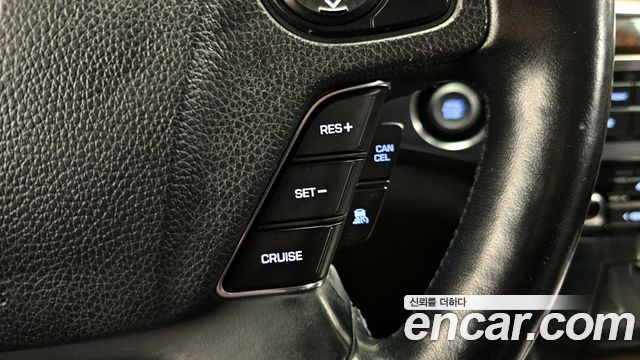 Hyundai Equus 2013 — photo 20