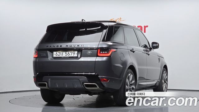 Land Rover Range Rover Sport 2018 — photo 2