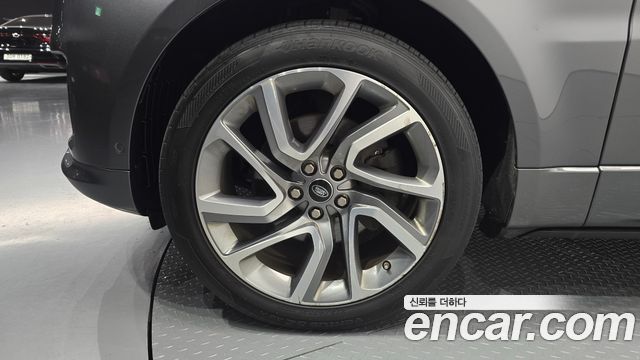 Land Rover Range Rover Sport 2018 — photo 5