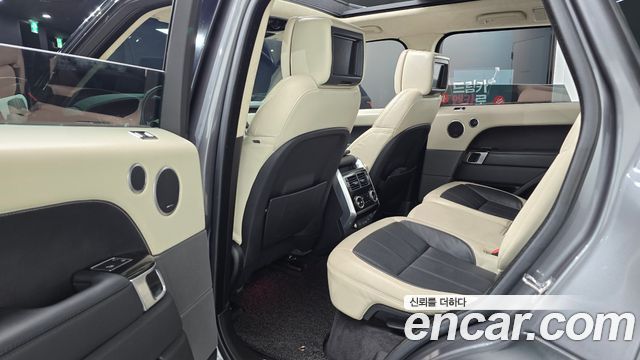 Land Rover Range Rover Sport 2018 — photo 12