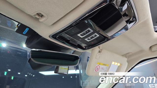Land Rover Range Rover Sport 2018 — photo 18