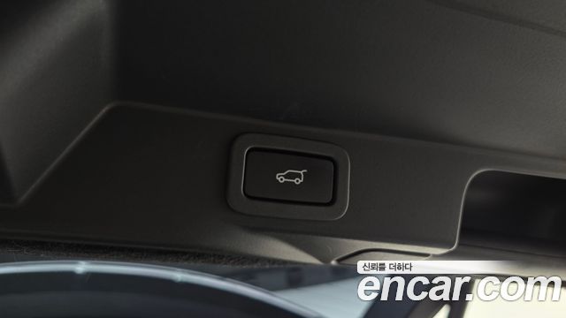 Land Rover Range Rover Sport 2018 — photo 20