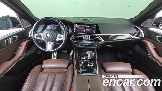 BMW X5 2019 — photo 7