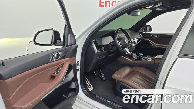 BMW X5 2019 — photo 10
