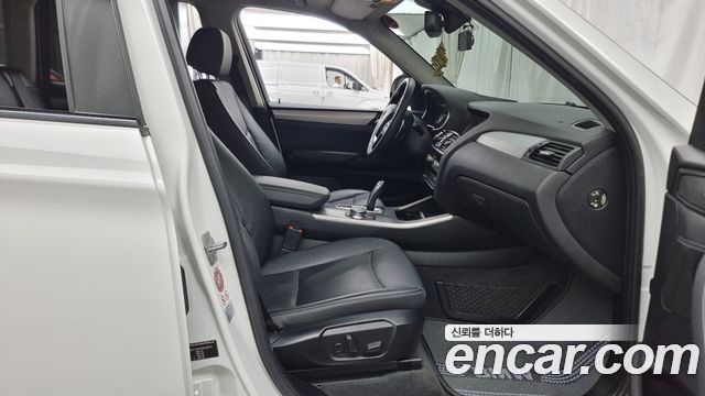 BMW X3 2017 — photo 11