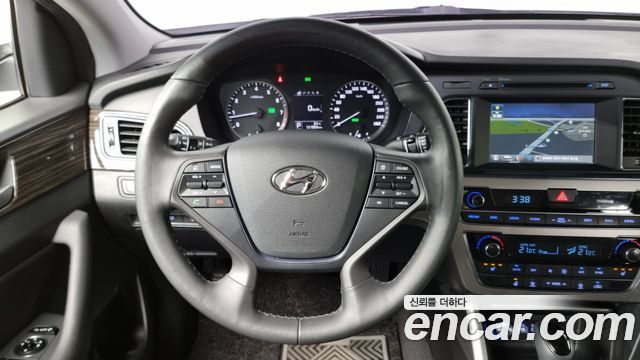 Hyundai Sonata 2015 — photo 14