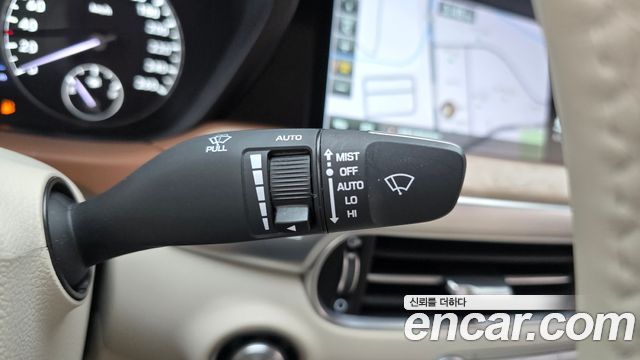 Genesis G90 2019 — photo 18