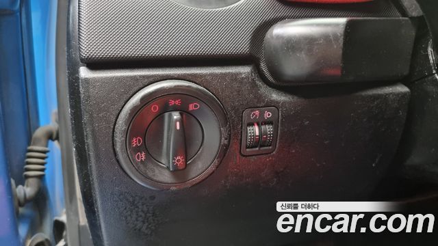 Volkswagen Beatle 2004 — photo 17