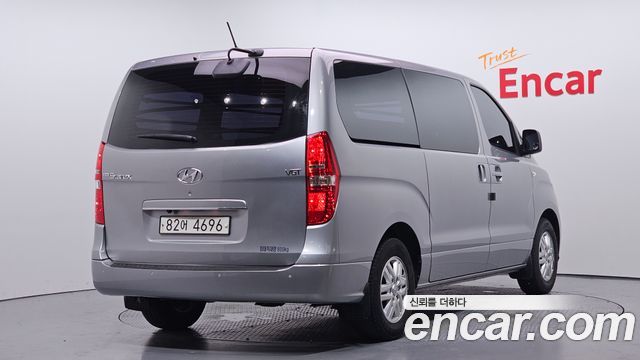 Hyundai Starex 2019 — photo 2