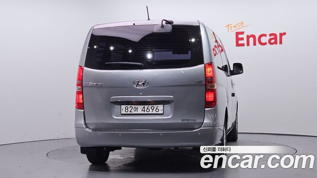 Hyundai Starex 2019 — photo 4