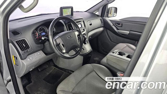 Hyundai Starex 2019 — photo 7