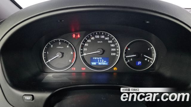 Hyundai Starex 2019 — photo 8