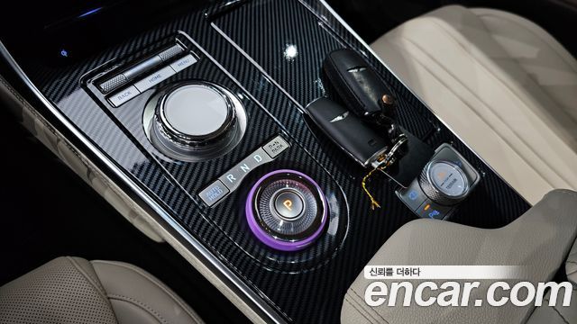 Genesis GV80 2023 — photo 9