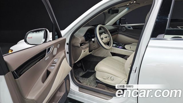 Genesis GV80 2023 — photo 11