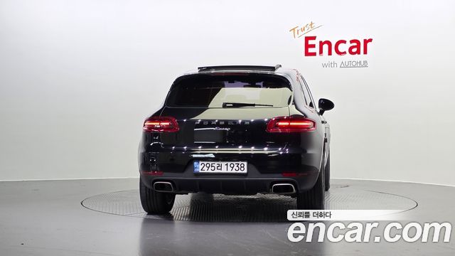 Porsche Macan 2015 — photo 4