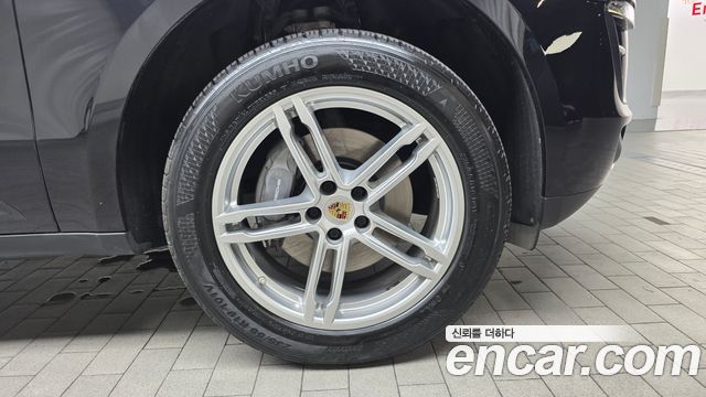 Porsche Macan 2015 — photo 5