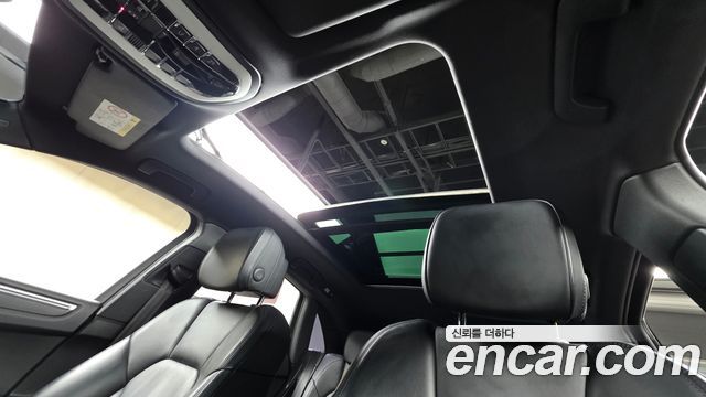 Porsche Macan 2015 — photo 11