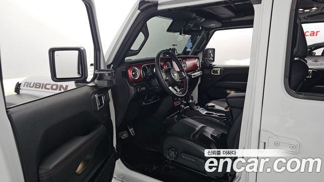 Jeep Wrangler 2023 — photo 10