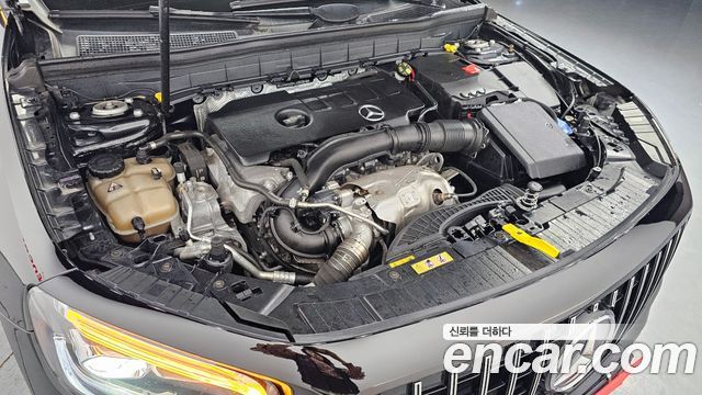 Mercedes-Benz GLB-Class 2020 — photo 6