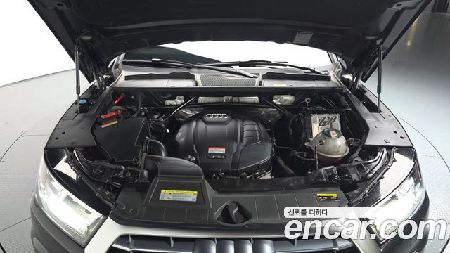 Audi Q5 2020 — photo 6