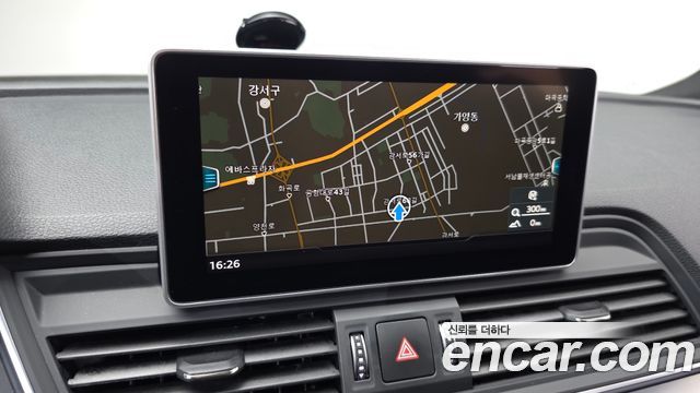 Audi Q5 2020 — photo 14