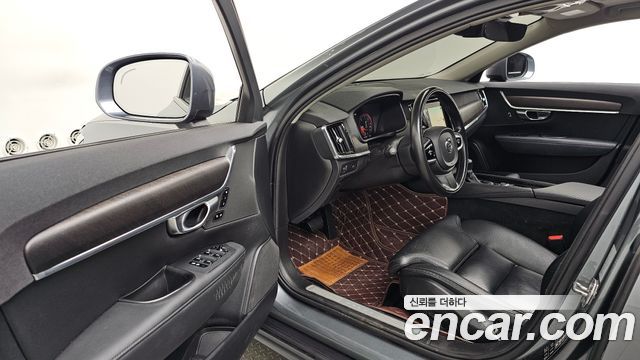 Volvo V90 2018 — photo 10