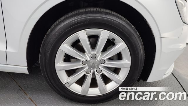 Audi A3 2015 — photo 5
