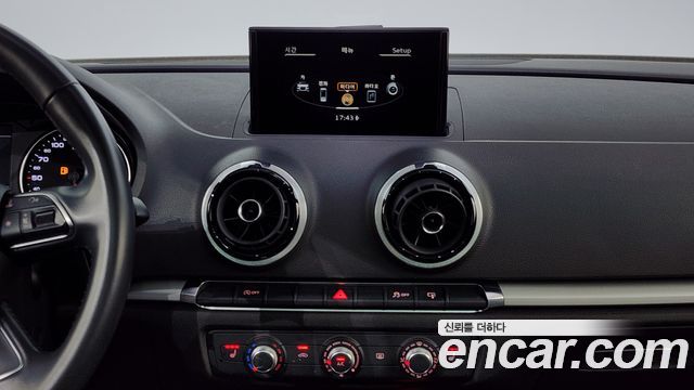 Audi A3 2015 — photo 14