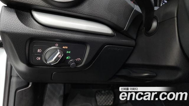 Audi A3 2015 — photo 17