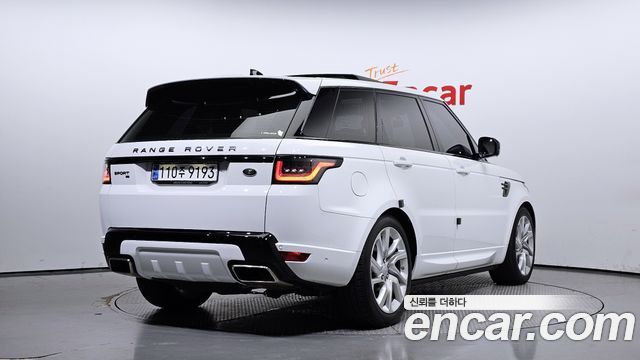 Land Rover Range Rover Sport 2020 — photo 2