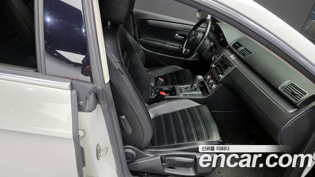 Volkswagen CC 2013 — photo 12