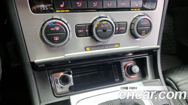 Volkswagen CC 2013 — photo 16