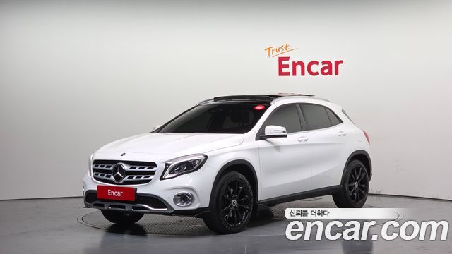 Mercedes-Benz GLA-Class 2018 — photo 1