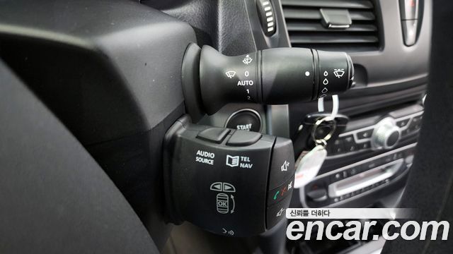 Renault Korea SM5  2010 — photo 16
