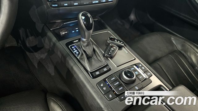 Hyundai Genesis 2016 — photo 9