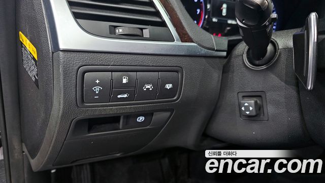Hyundai Genesis 2016 — photo 14