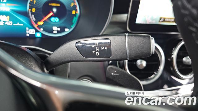 Mercedes-Benz GLC-Class 2020 — photo 9